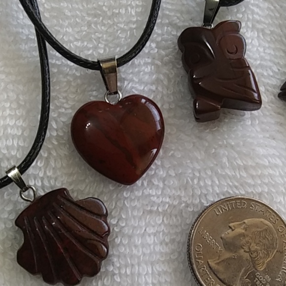 Red jasper necklace - Picture 2 of 4